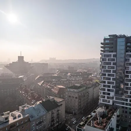 Lam Anthracite W Ac & Balcony * Bratysława