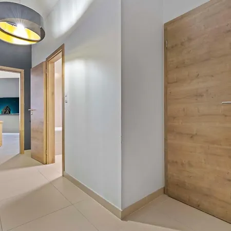 Apartament Lam Anthracite W Ac & Balcony Bratysława