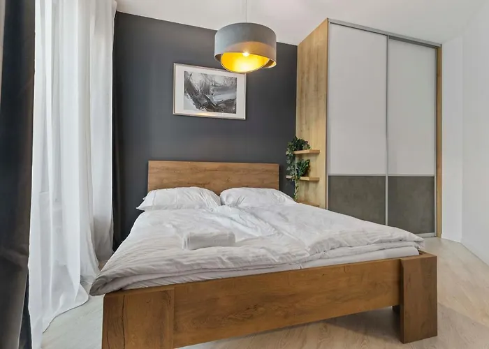 Lam Anthracite W Ac & Balcony Apartamento *